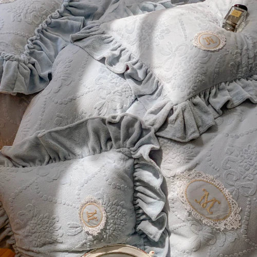 French Palace Velvet Bedding Set