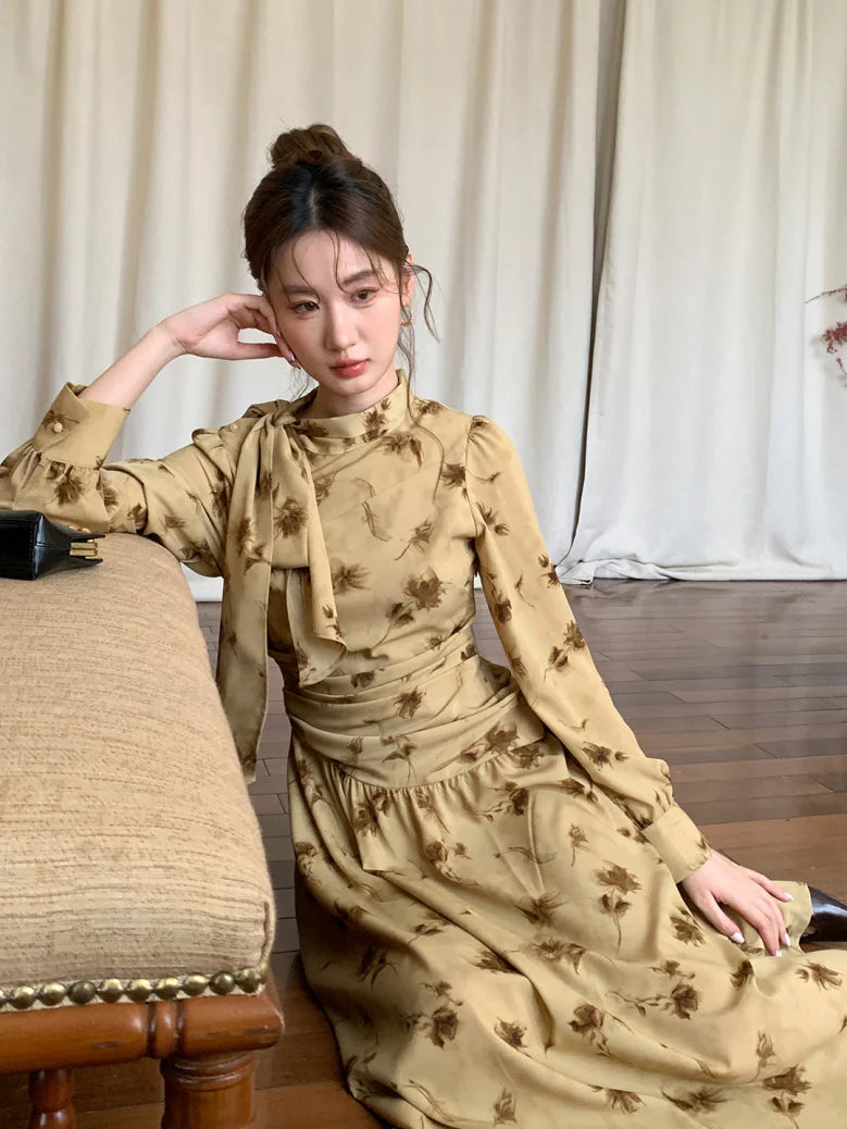 Vintage Floral Tie-Neck Dress