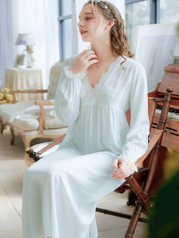 Pure White French Vintage Nightgown