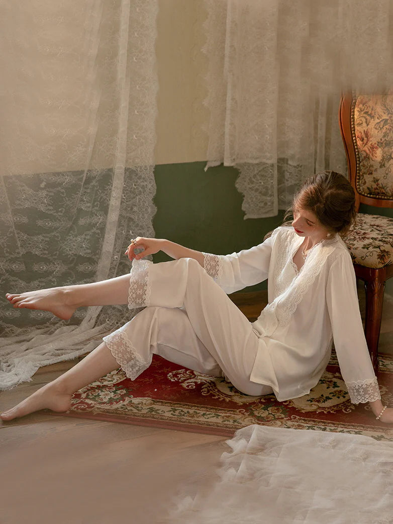 Vintage Elegance White Pajamas Set