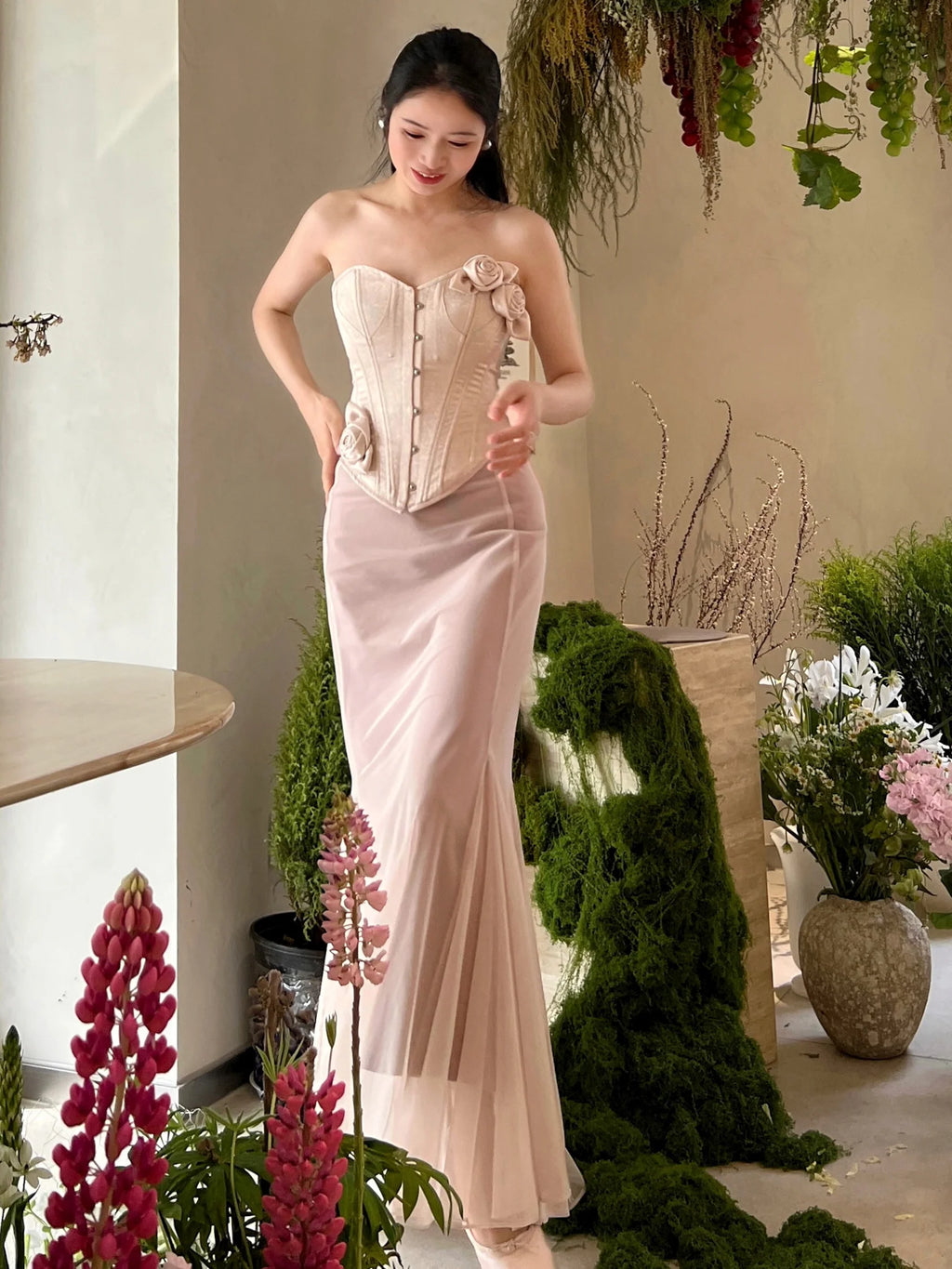 Blooming Ivory Rose Corset