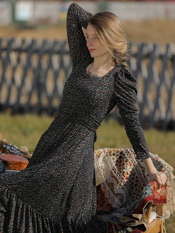 Navy Blossom in Retro Dress