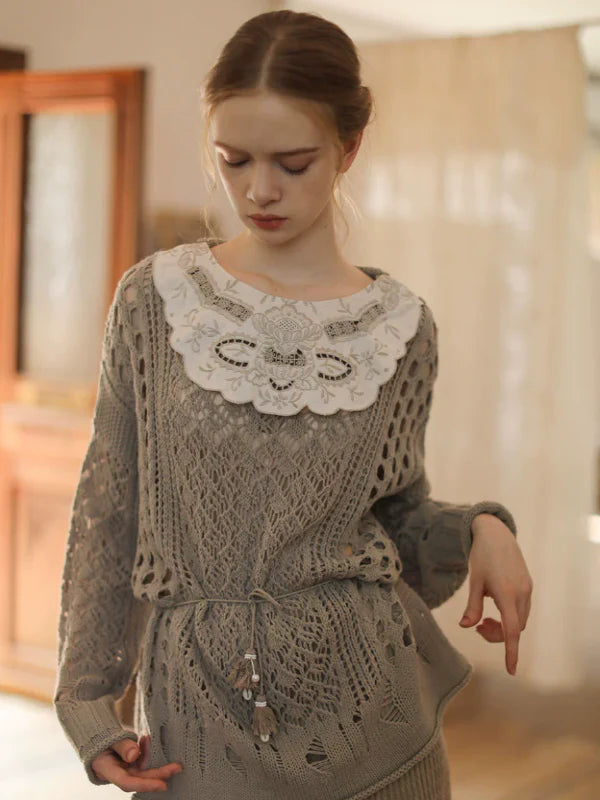 Graceful Lace Collar Brown-Gray Knitwear