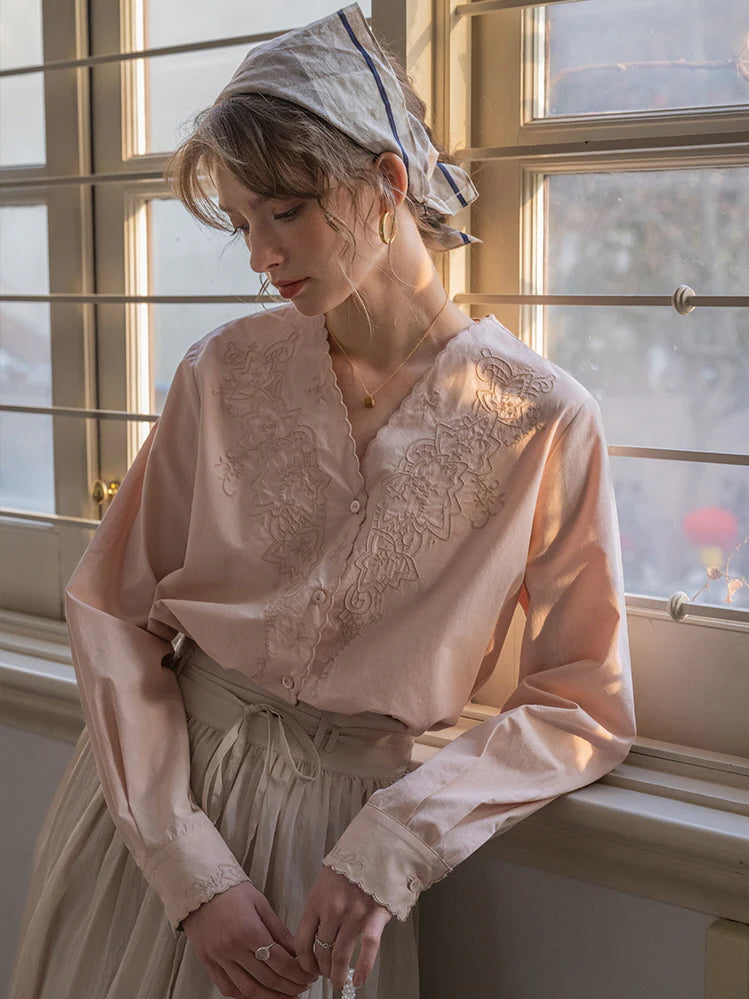Scallop Embroidery Vintage Blouse