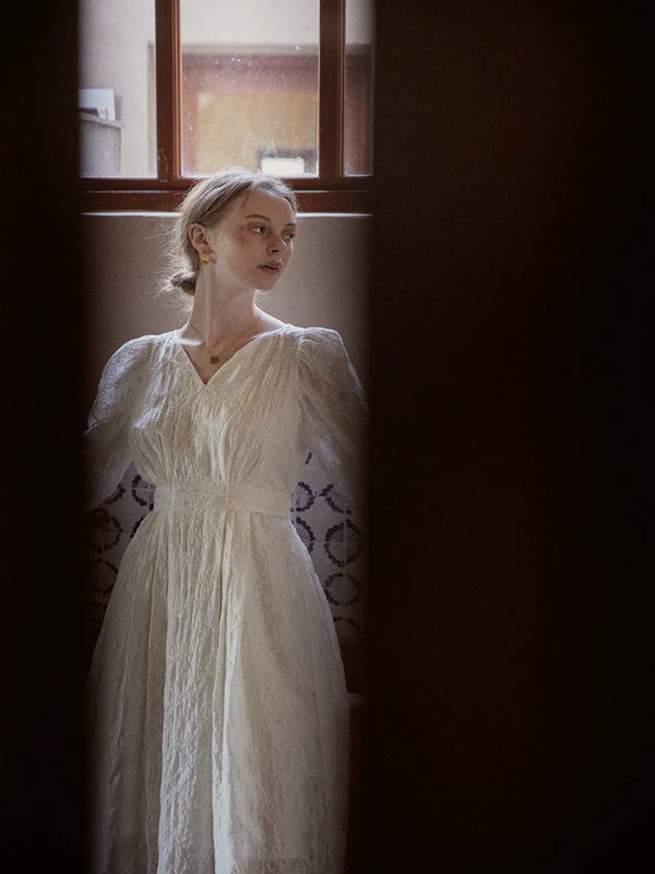 Ivory Blossom Reverie