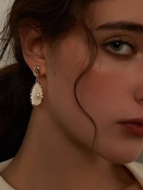 Elegant Teardrop Pearl Earrings