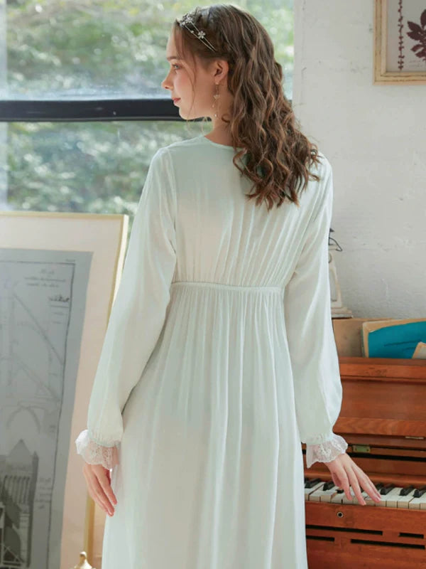 Pure White French Vintage Nightgown