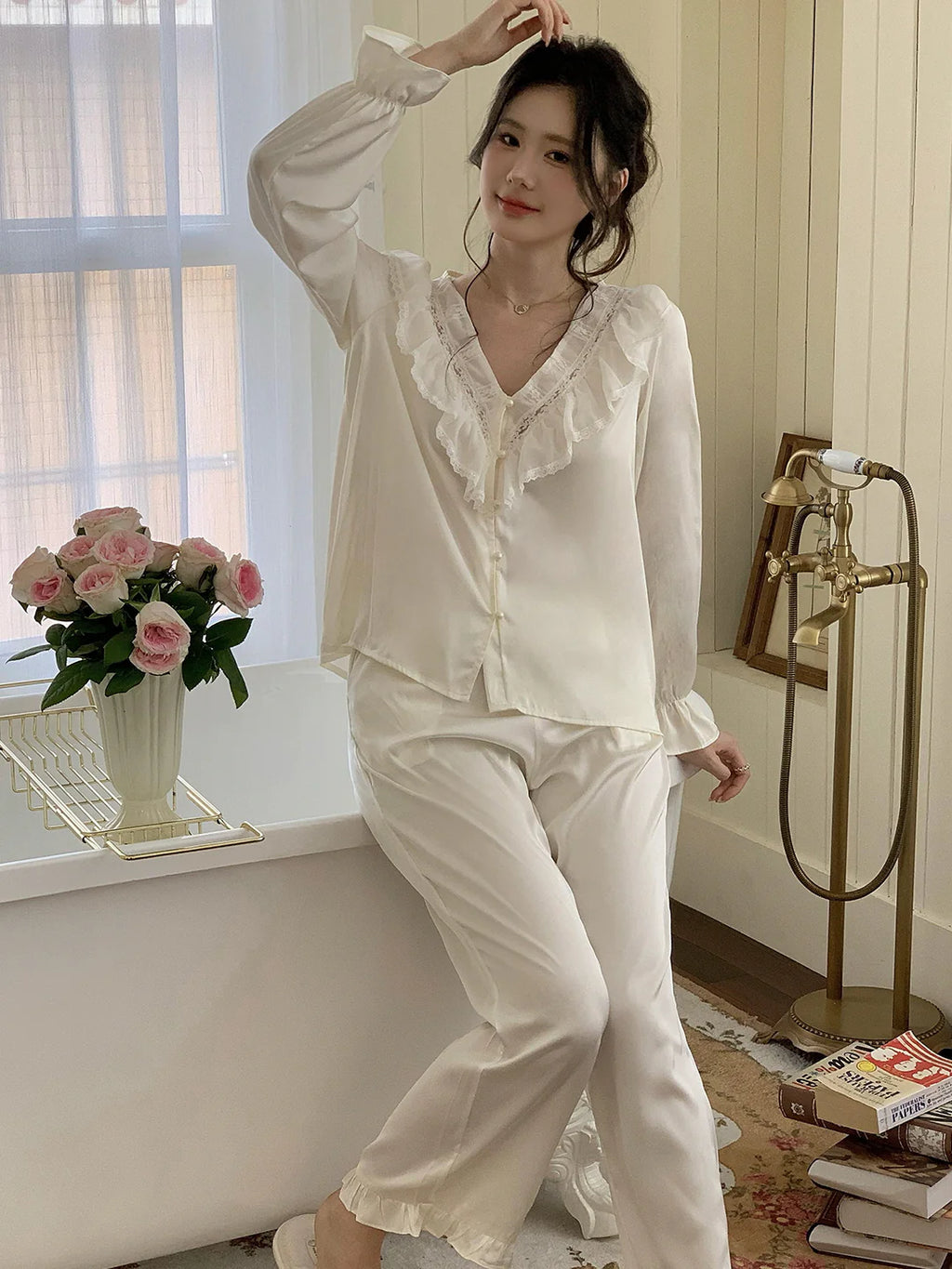 Vintage Ruffle Lace Cream Pajama Set