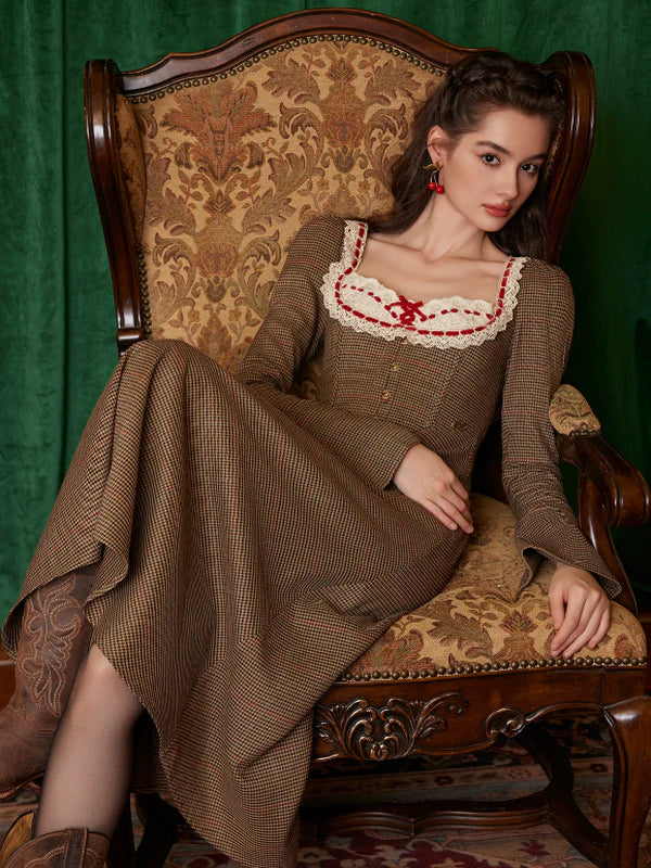 Vintage Lace Elegance Dress