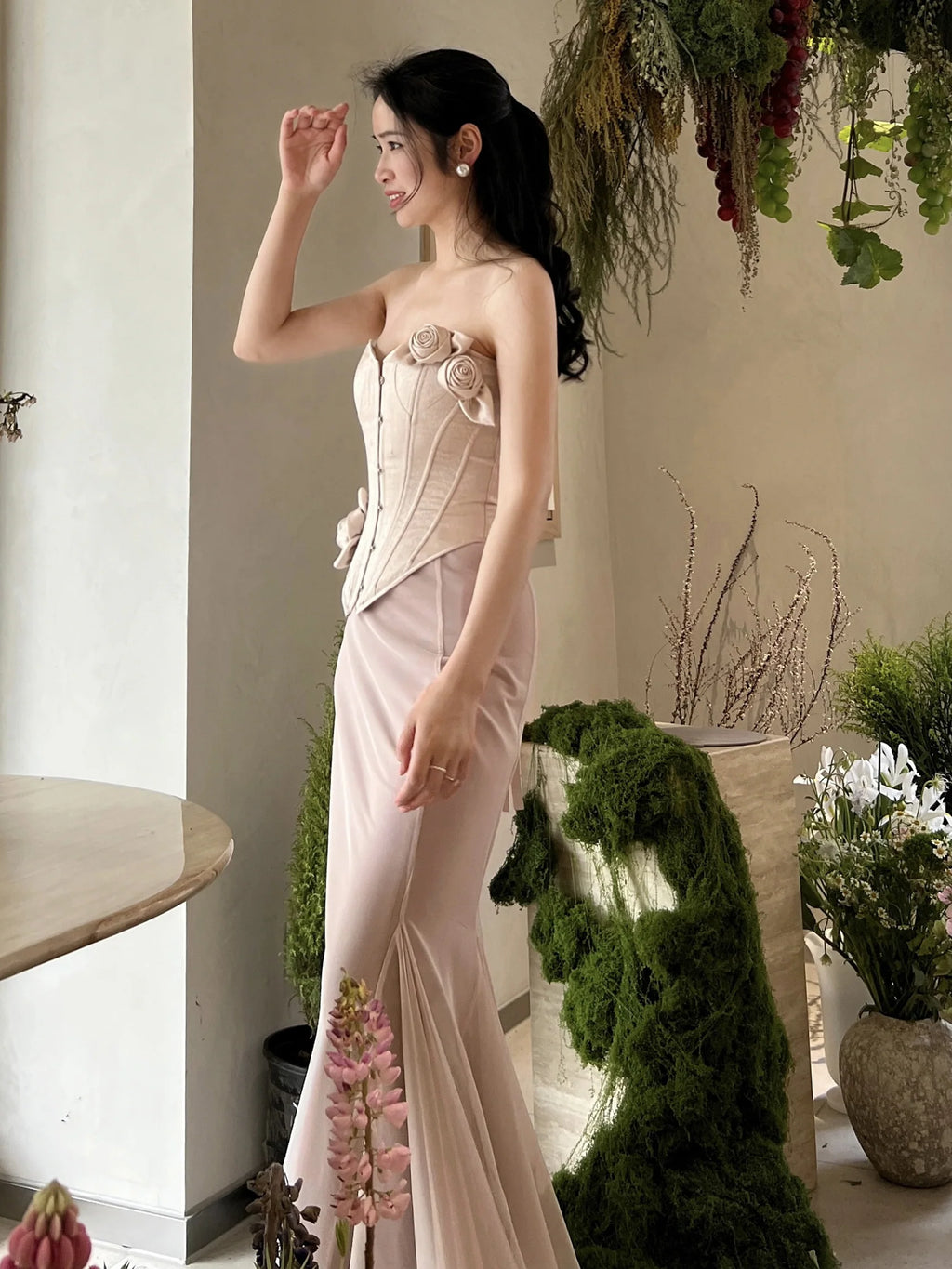 Blooming Ivory Rose Corset