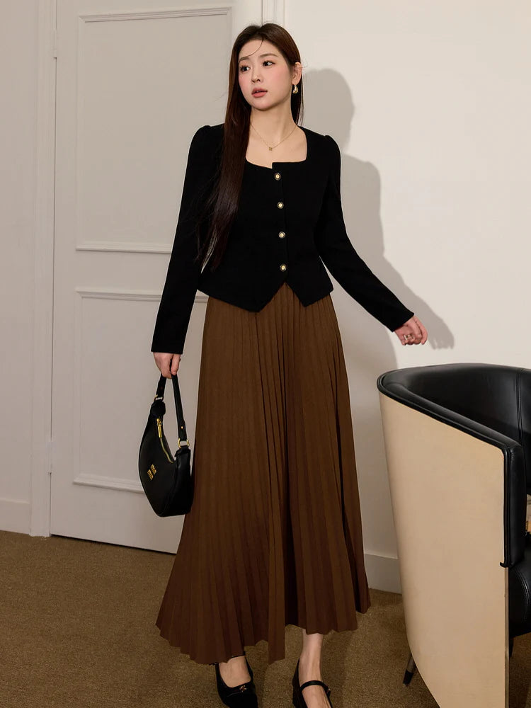 Elegant Black Square-Neck Knit Blazer