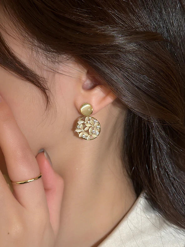 Cat's Eye Flower Earrings