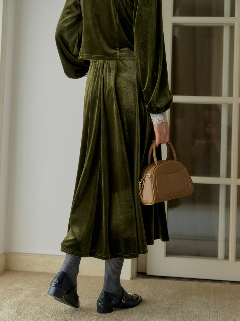 Elegant Green Velvet Flared Skirt