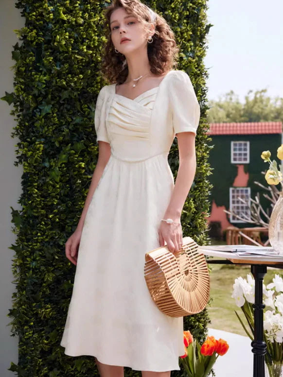 Elegant Pleated Sweetheart Dress