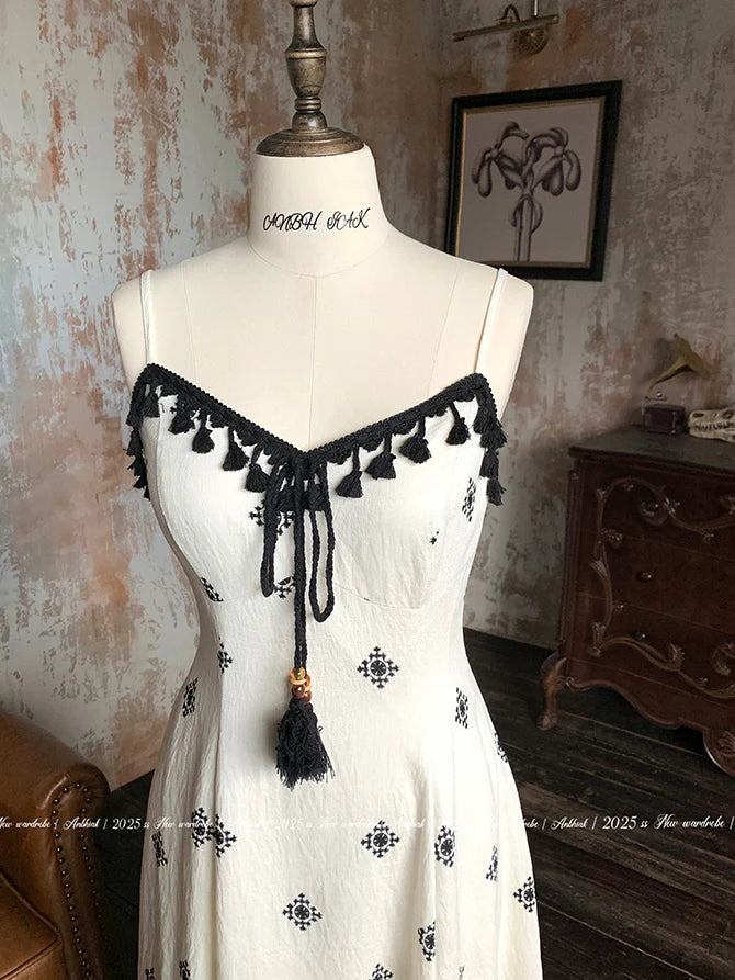 Black Tassel Embroidery Layered Dress