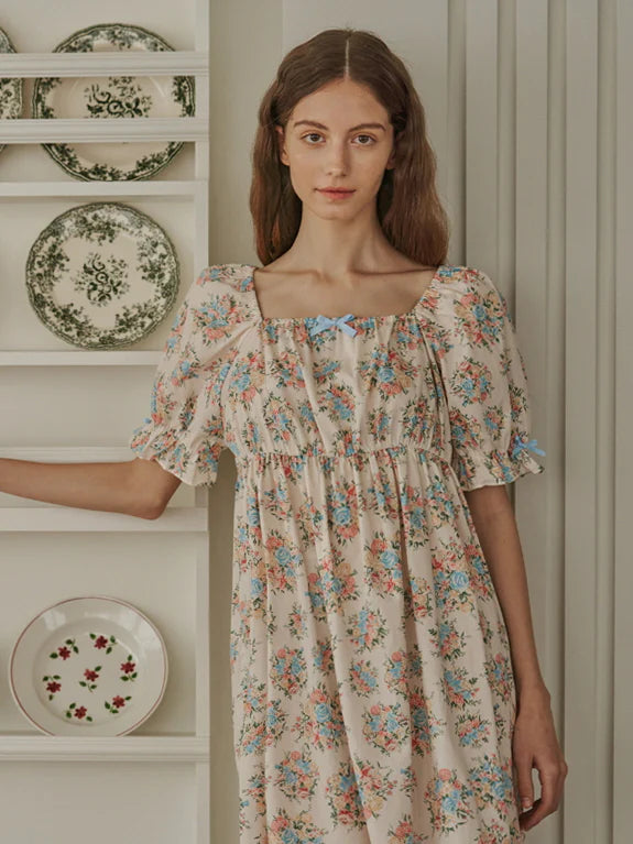 Claire’s Blooming Rose Nightwear