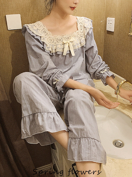 Vintage Lace-Trimmed Cotton Pajama Set
