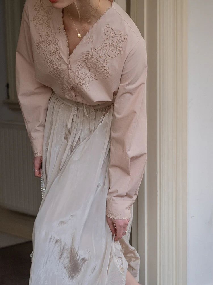 Scallop Embroidery Vintage Blouse