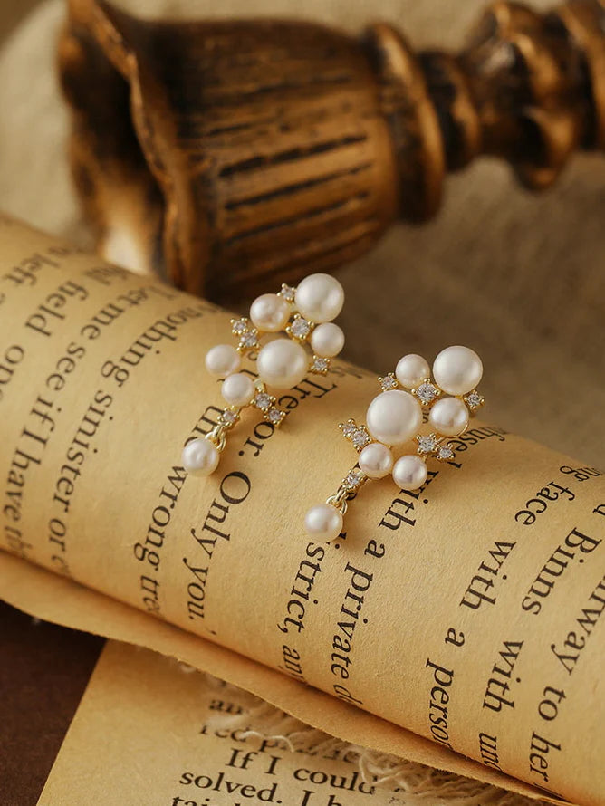 Elegant Pearl and Crystal Stud Earrings