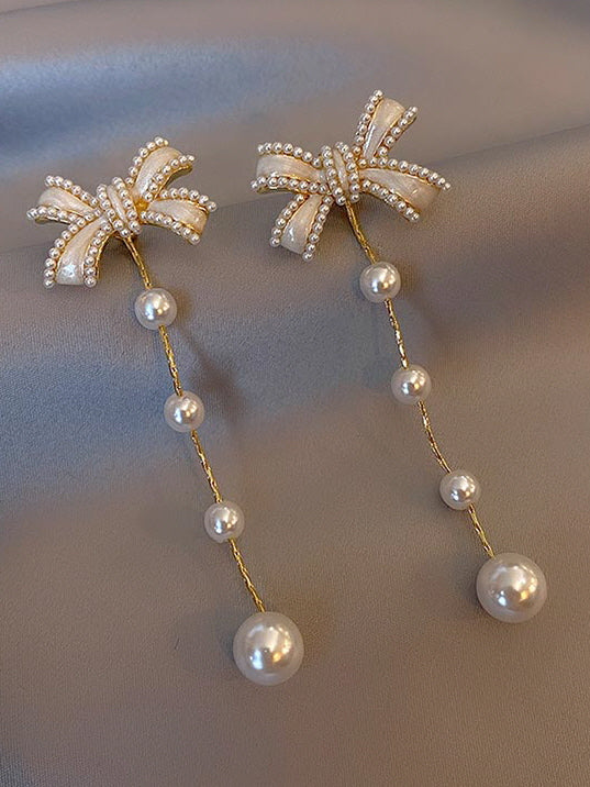 Princess Gold Ribbon Pearl Earrings