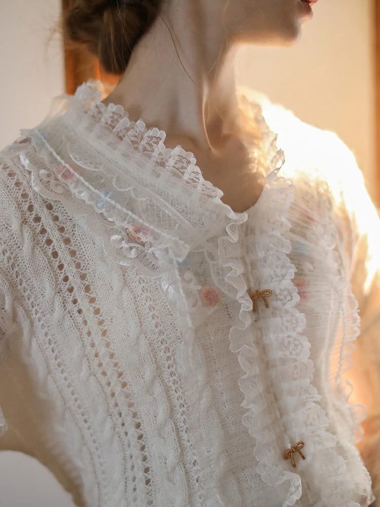Romantic White Lace-Collared Blouse
