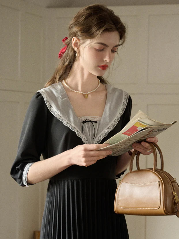 Lace Collar Pleated Black Dress