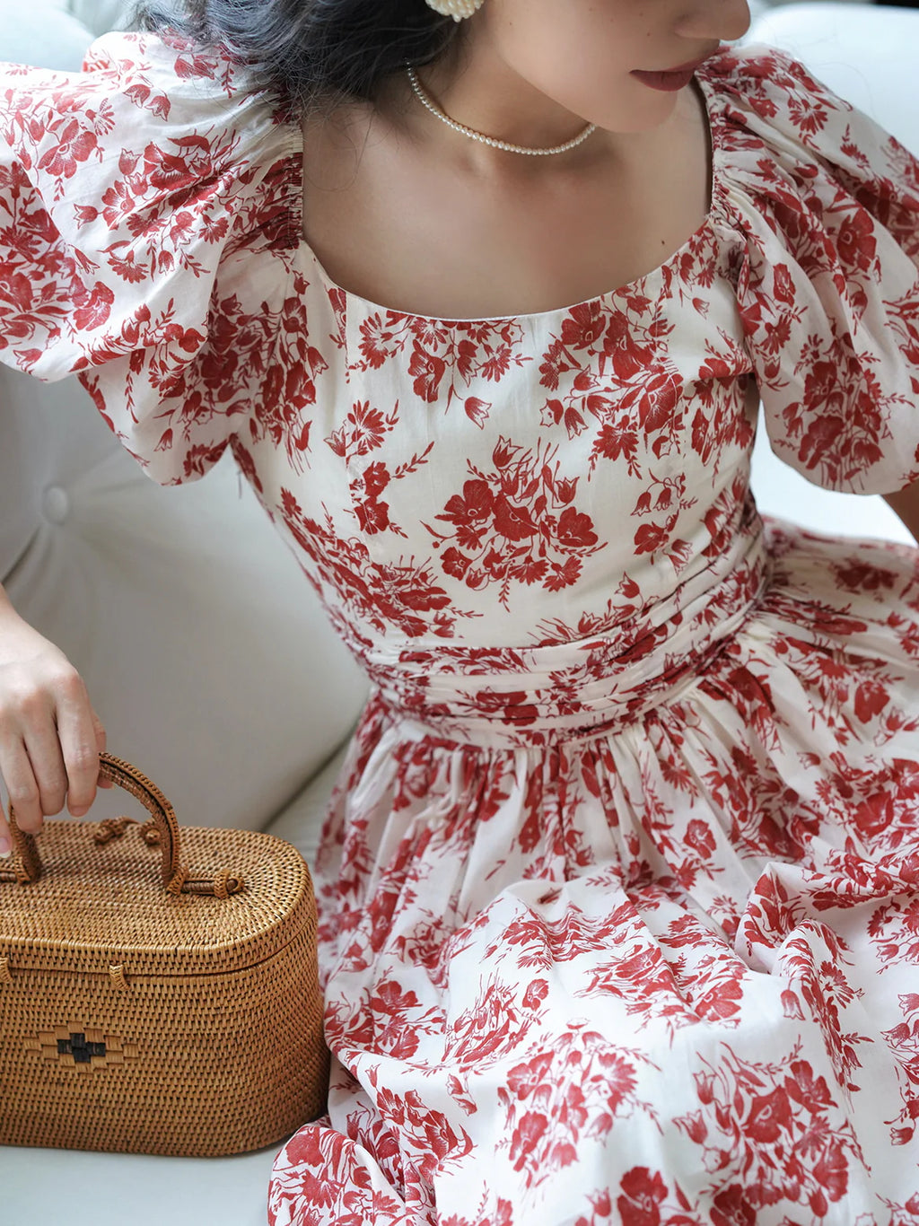 Isabella's Chic Floral Summer Dress