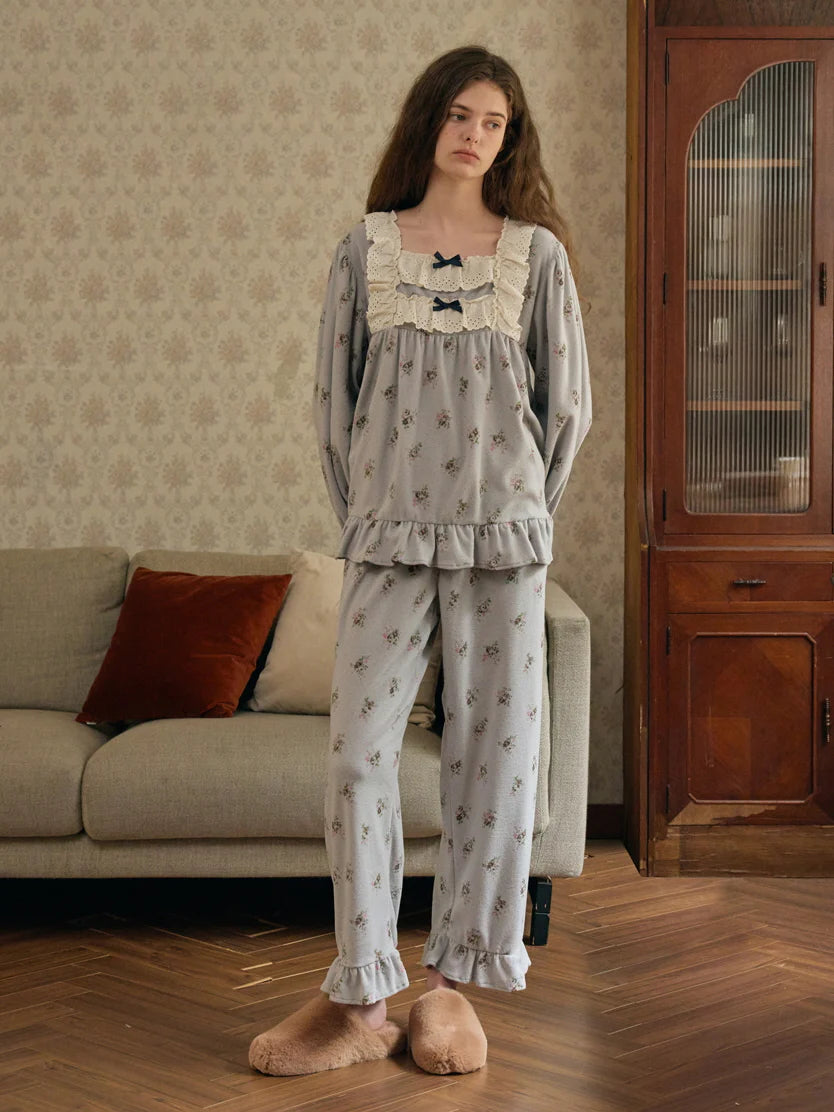 Fleece Rosebud Pajama Set