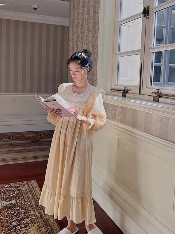 White Vintage Lace Long Nightgown