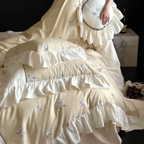 Sunlit Blossom Haven Bedding Set