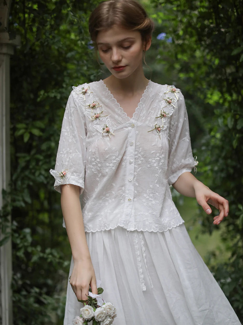 Ella's Retro Floral Elegance Blouse