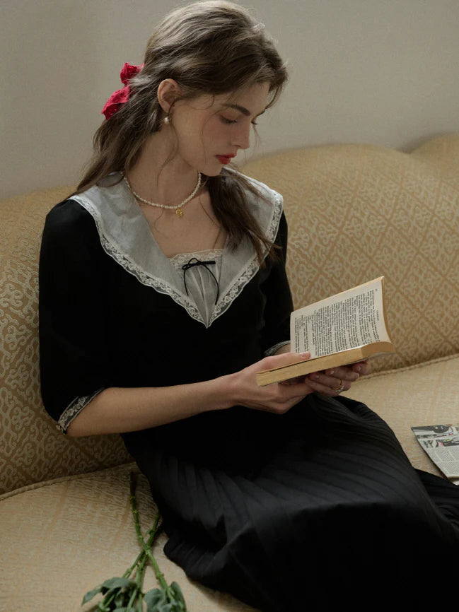 Lace Collar Pleated Black Dress