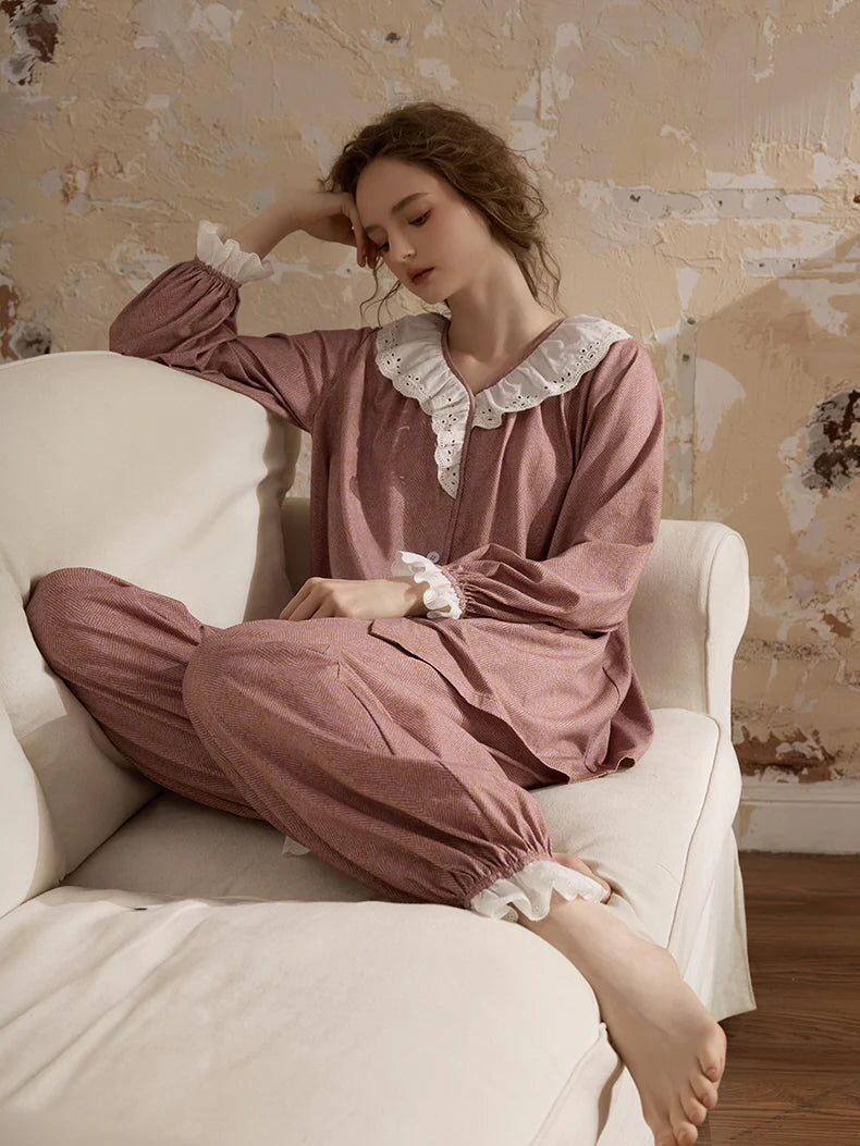 Vintage Rose Lace Collar Pajama Set