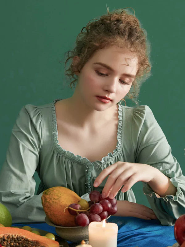 Emerald Elegance Story Nightgown