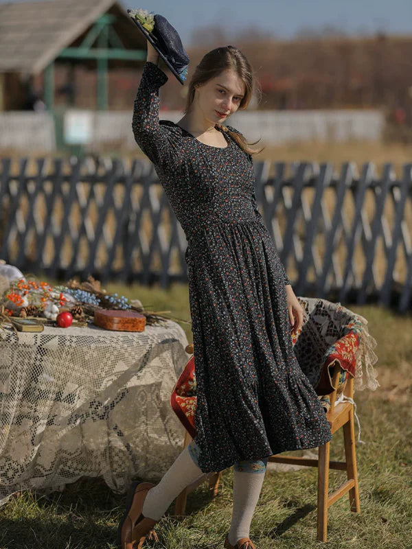 Navy Blossom in Retro Dress