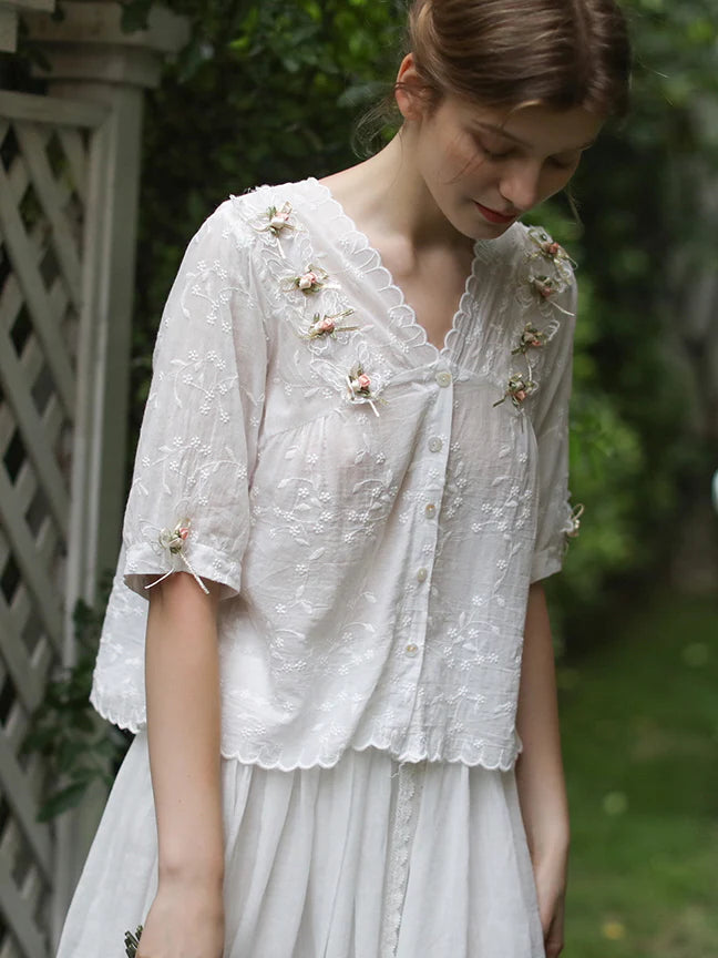 Ella's Retro Floral Elegance Blouse