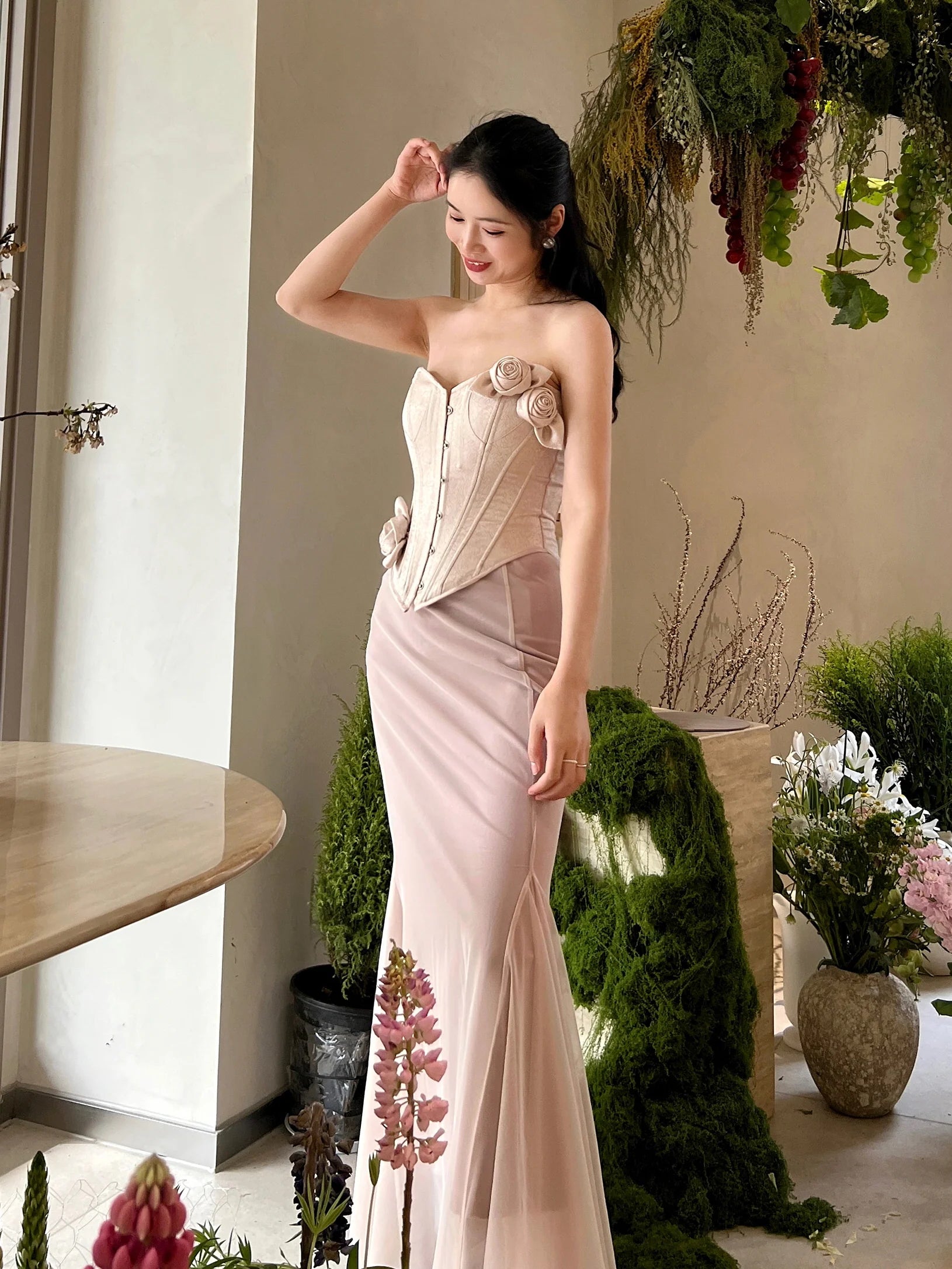 Blooming Ivory Rose Corset