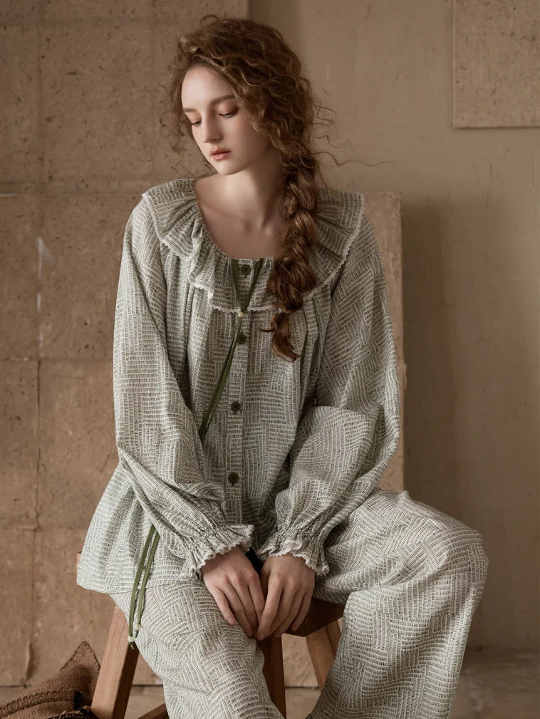 Vintage Ruffle Collar Pajamas