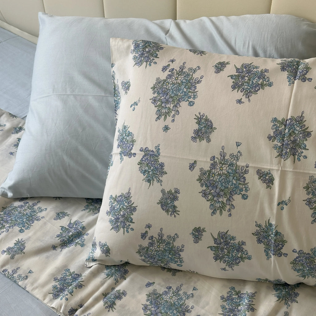 Blue Blossom Dream Bedding Set