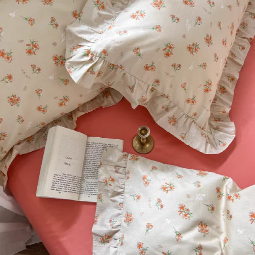 Countryside Charm Floral Bedding Set