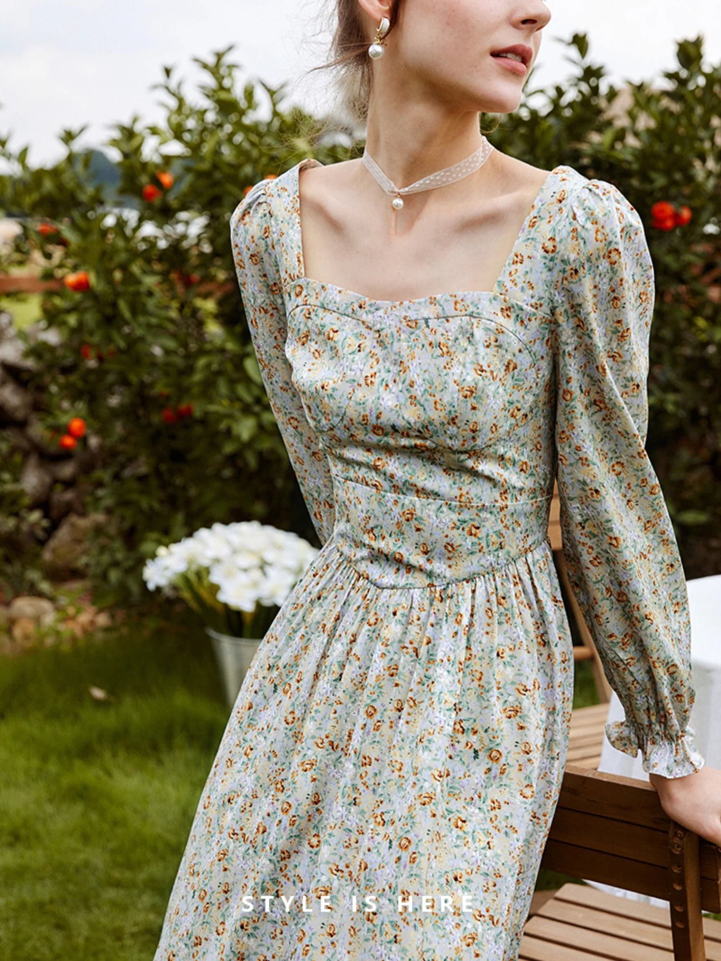 Eleanor's Grey Garden Dress