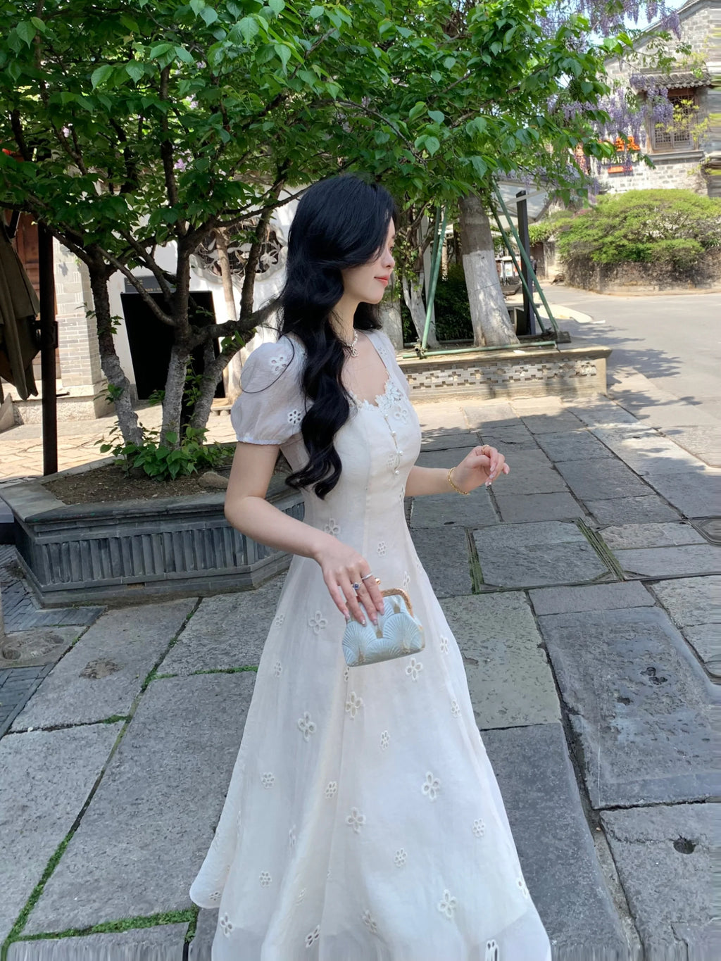 Elegant Daisy Lace White Dress