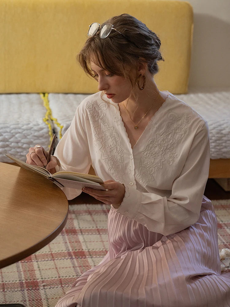 Scallop Embroidery Vintage Blouse