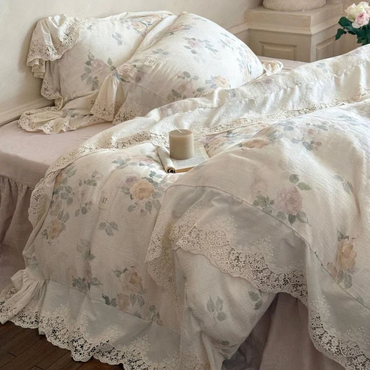 Vintage Rose Lace Trim Bedding Set