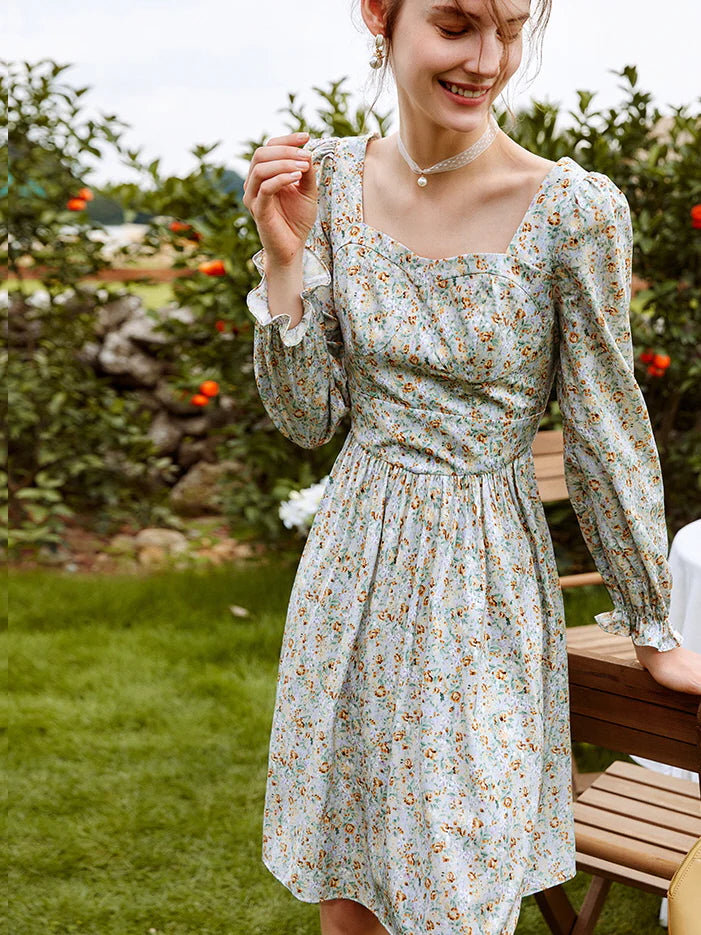 Eleanor's Grey Garden Dress