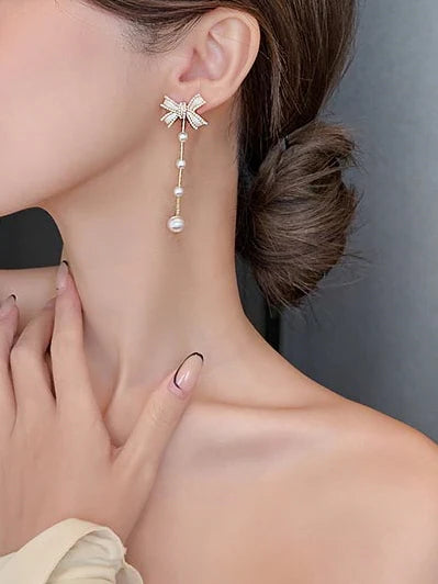 Princess Gold Ribbon Pearl Earrings