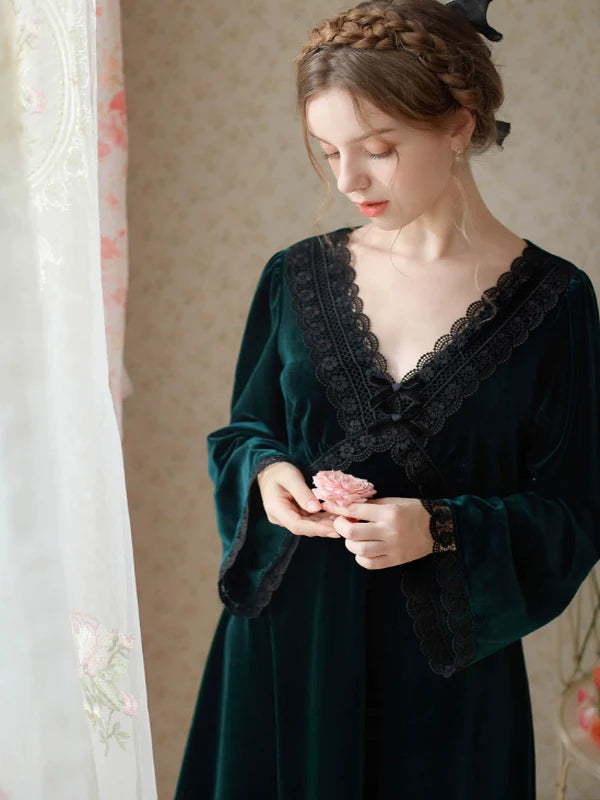 Green Black Velvet under the Starlight Nightgown