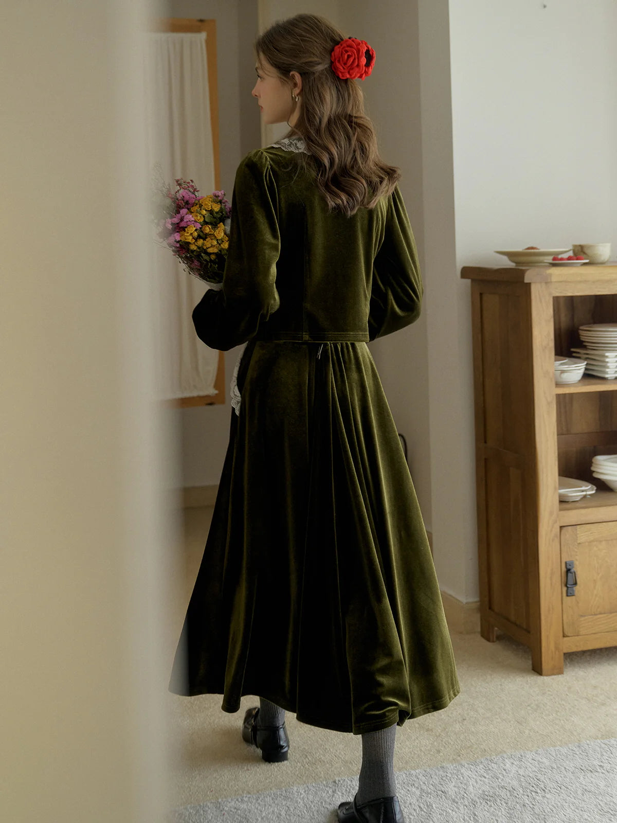 Elegant Green Velvet Flared Skirt
