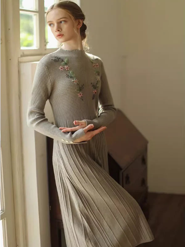 Elegant Blossom Pleats Dress