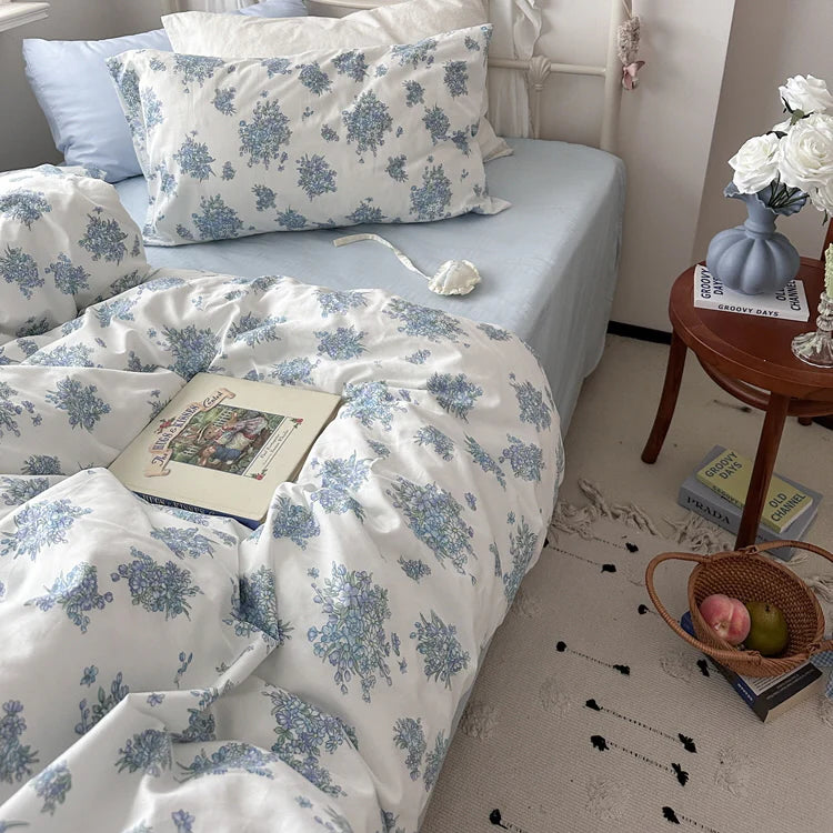 Blue Blossom Dream Bedding Set